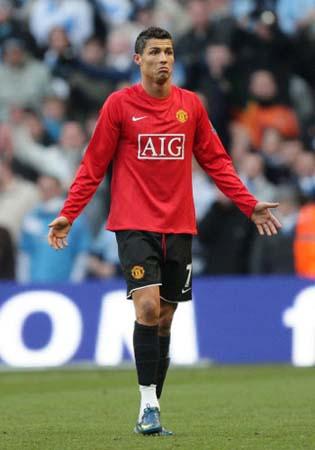 背后凝聚了 背后凝聚了